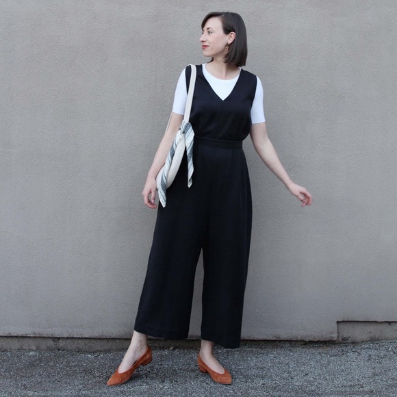 Hackwith Design Pants - Black Sleeveless Jumpsuit